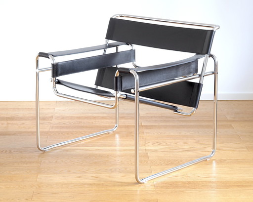 Knoll Int. / Gavina Marcel Breuer Wassily Stoel Leer Zwart