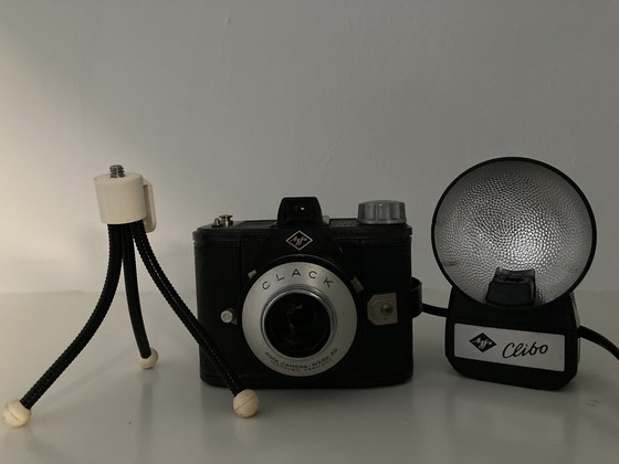 Image 1 of Cameralamp fototoestel Agfa met statief