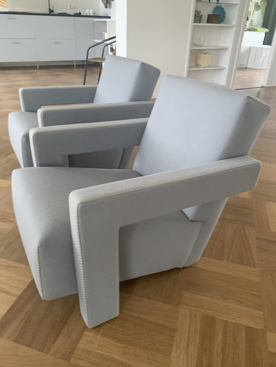 Image 1 of 2x Cassina Utrecht Fauteuils Lichtgrijs