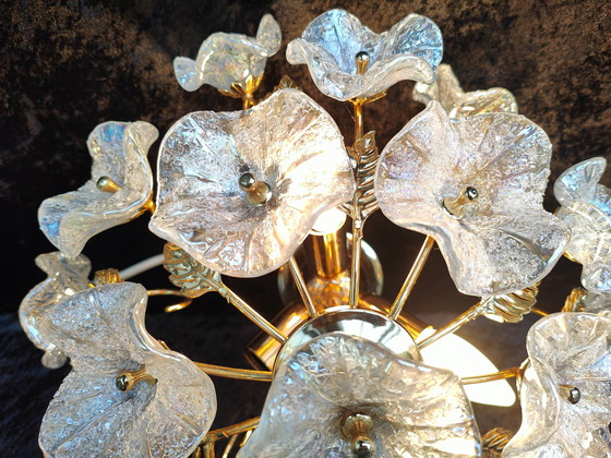 Image 1 of Murano Plafondlamp Met 19 Iriserende Glazen Bloemen