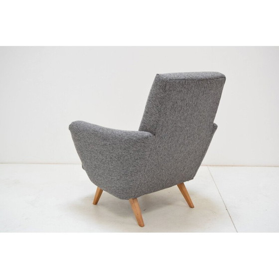Image 1 of Vintage fauteuil in stof en hout, Tsjecho-Slowakije 1960