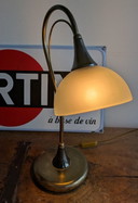 Hollywood Regency Messink Zwanenhals lamp 