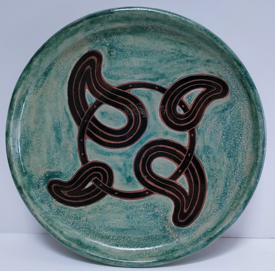 Image 1 of Geëmailleerd Terracotta Bord Gesigneerd Vintage