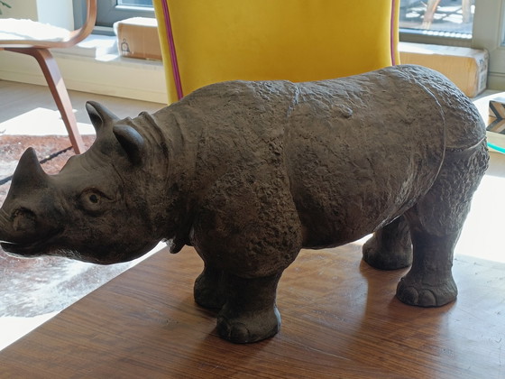 Image 1 of Bronzen Neushoorn