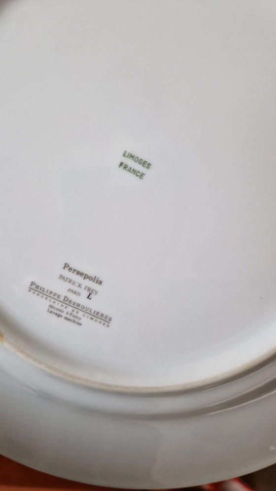 Image 1 of Serviesgoed, Persepolis Door Philippe Deshoulieres. Patrick Frey.