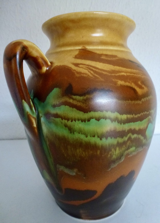 Image 1 of Art Deco vaas van Beswick