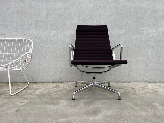 Image 1 of Vitra Eames Ea116 Hopsak Fauteuil