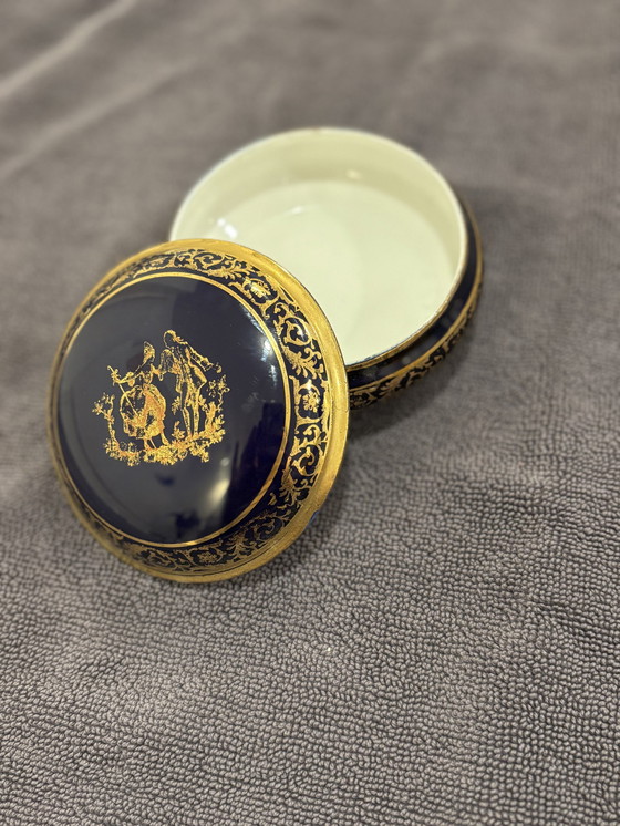 Image 1 of Bonbonnière Limoges