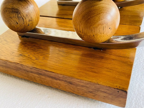 Image 1 of Art Deco, chroom en walnoten kandelaars, set van 2, circa jaren 1930