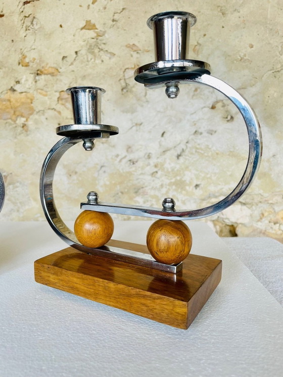 Image 1 of Art Deco, chroom en walnoten kandelaars, set van 2, circa jaren 1930