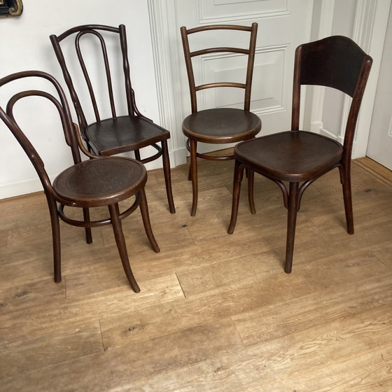 Image 1 of 4X Gemengde Set Bentwood Stoelen