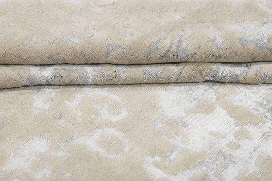 Image 1 of Designer Modern Tapijt Viscose Met Zijdeglans Kunstwerk Stuk 339 X 254 Cm