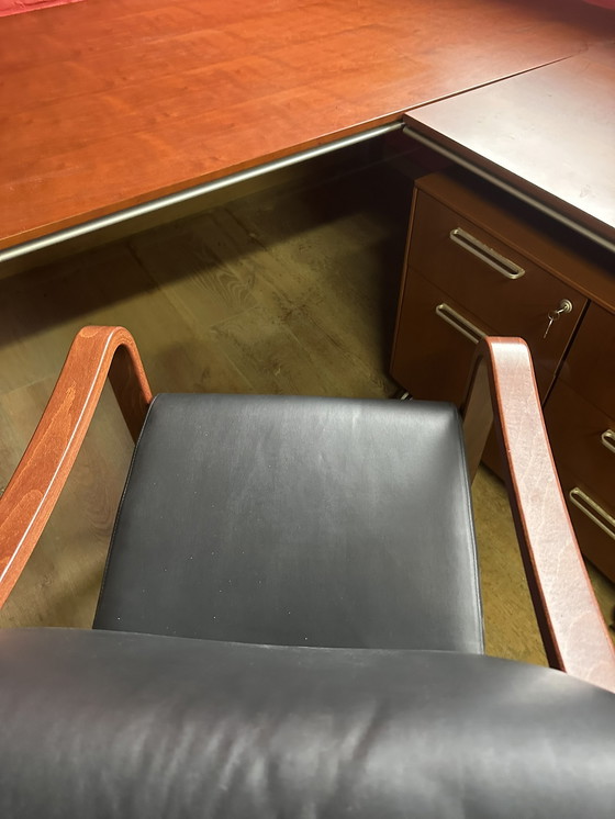 Image 1 of 2x Vintage zwarte fauteuils