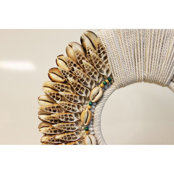 Image 1 of Vintage decoratieve Balinese ketting op voet