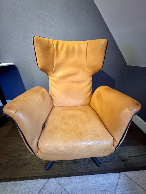 Label Gerard Van Den Berg First Class Fauteuil