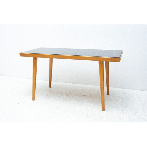 Image 1 of Vintage salontafel in opaxiet glas en hout van Interiér Praha, Tsjecho-Slowakije 1960