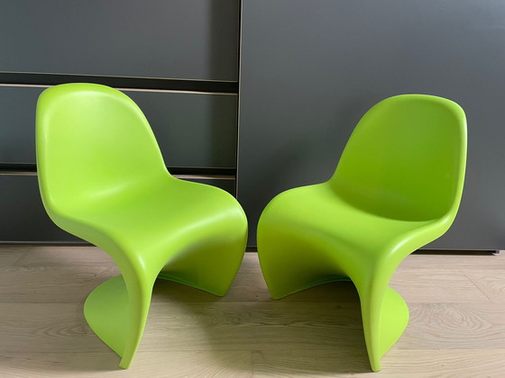 Image 1 of 2x Vitra Verner Panton Junior kinderstoel