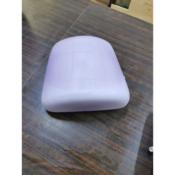 Image 1 of Paar vintage wit opaal glazen wandlampen met paarse kappen, 1950