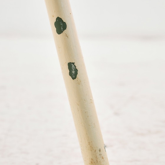 Image 1 of Mk10919 Gazelle Stoel Door Jonathan Crinion