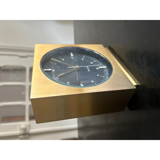 Image 1 of Vintage Jaz klok in geborsteld messing en glas, batterij-aangedreven uurwerk, 1976