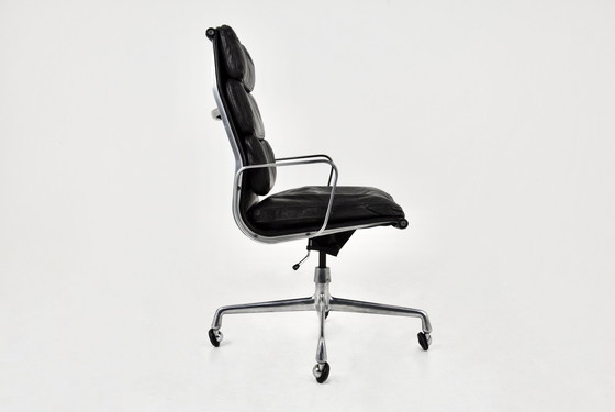 Image 1 of Ea 216 Soft Pad bureaustoel van Charles & Ray Eames voor Herman Miller, 1970