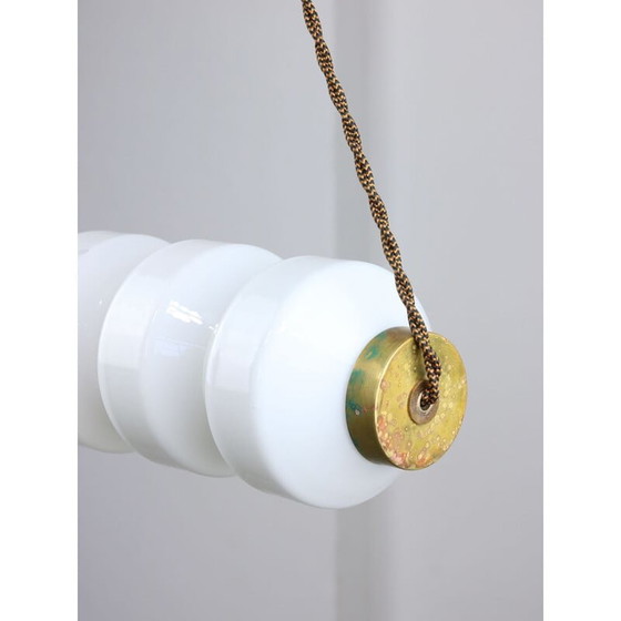 Image 1 of Mid Century opaline en messing hanglamp