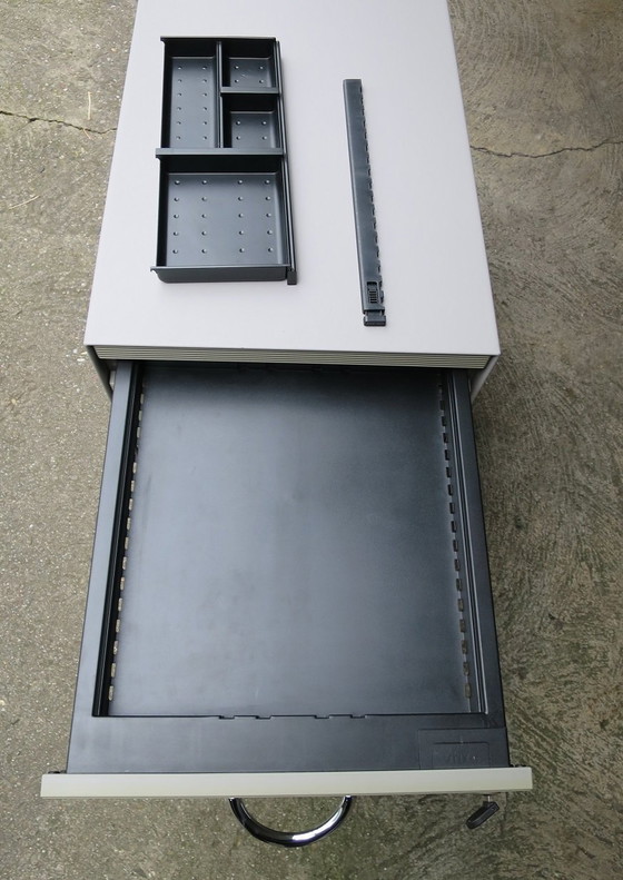 Image 1 of Vitra Metropol verrijdbare lade 3 laden Voor hangmappen, keukengerei, enz.