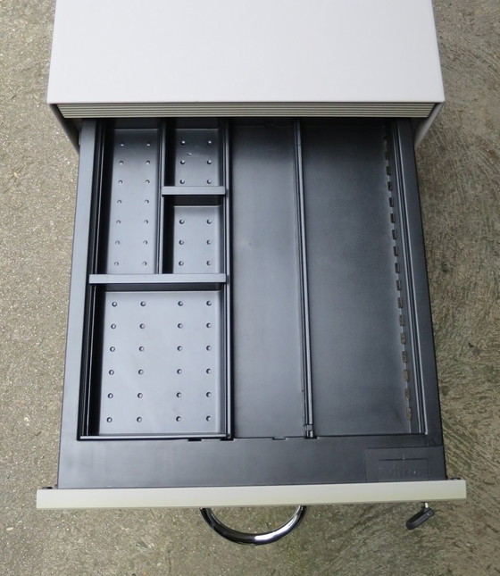 Image 1 of Vitra Metropol verrijdbare lade 3 laden Voor hangmappen, keukengerei, enz.