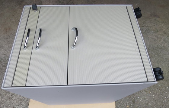 Image 1 of Vitra Metropol verrijdbare lade 3 laden Voor hangmappen, keukengerei, enz.