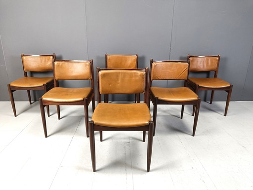 Set van 6 Braziliaans leren eetkamerstoelen, 1970S