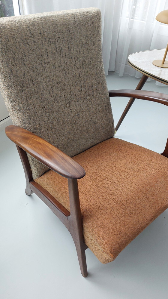 Image 1 of Zitje Van 2 Stoelen En Tafeltje 