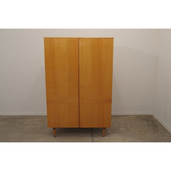 Image 1 of Vintage kast van essenhout en multiplex voor Novy Domov, Tsjecho-Slowakije 1970