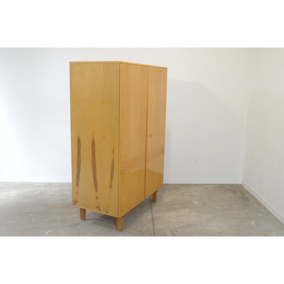 Image 1 of Vintage kast van essenhout en multiplex voor Novy Domov, Tsjecho-Slowakije 1970