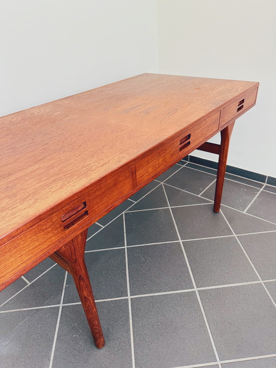 Image 1 of Nanna Ditzel voor Soren Willadsen Tafel/Bureau