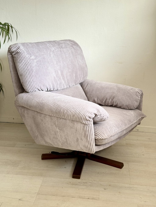 Vintage draaifauteuil rib