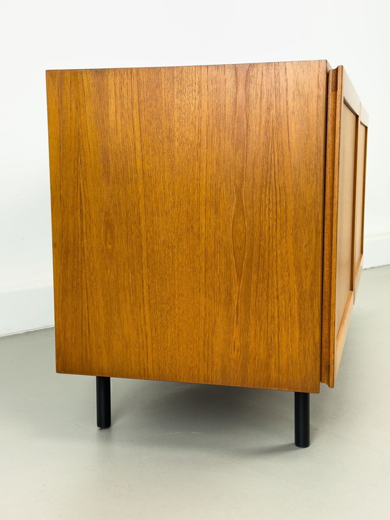 Image 1 of Laag teakhouten dressoir, 1970S