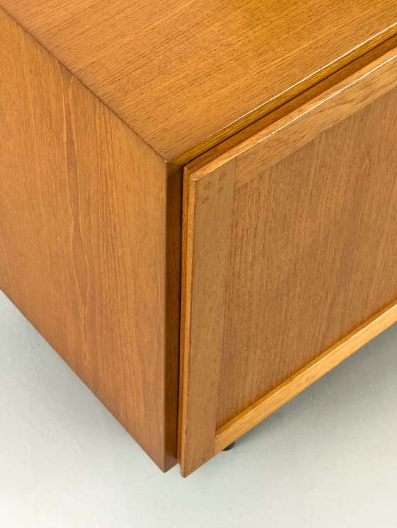 Image 1 of Laag teakhouten dressoir, 1970S