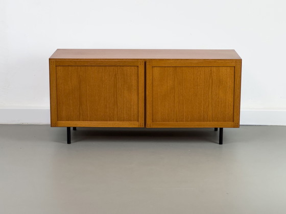 Image 1 of Laag teakhouten dressoir, 1970S