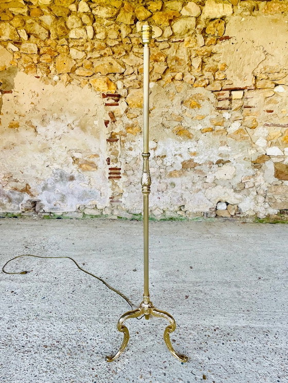 Image 1 of Vintage staande lamp met verguld messing decor, 1960S