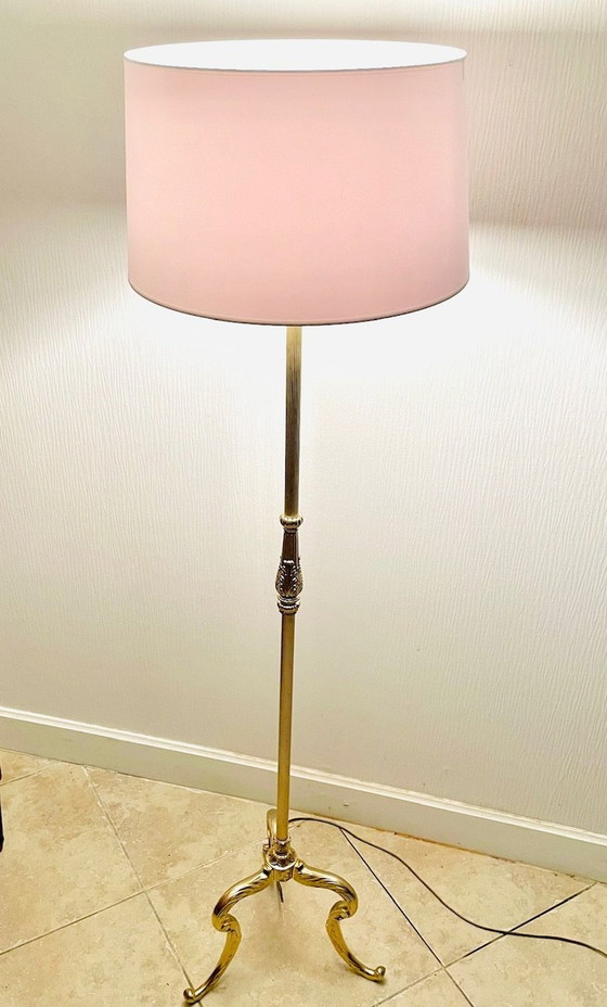 Image 1 of Vintage staande lamp met verguld messing decor, 1960S