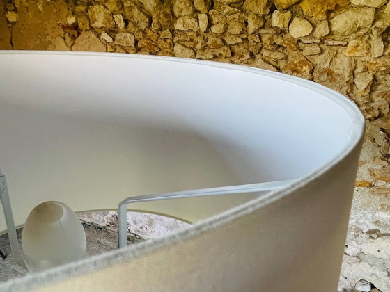 Image 1 of Vintage staande lamp met verguld messing decor, 1960S