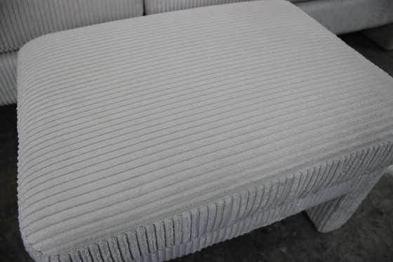 Image 1 of Cor Conseta vierzitsbank corduroy stof wit bankstel& hocker nieuwe hoes