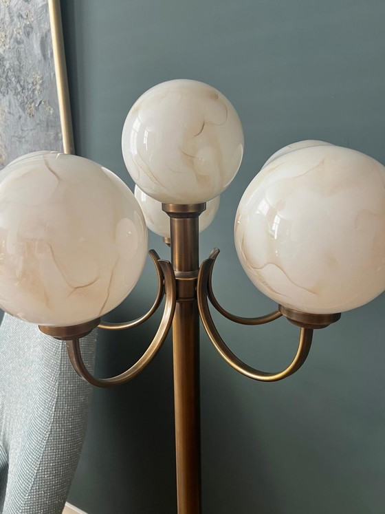 Image 1 of Vintage Bronzen Staande Bollenlamp Gemarmerd Opaline Glas H: 145Cm