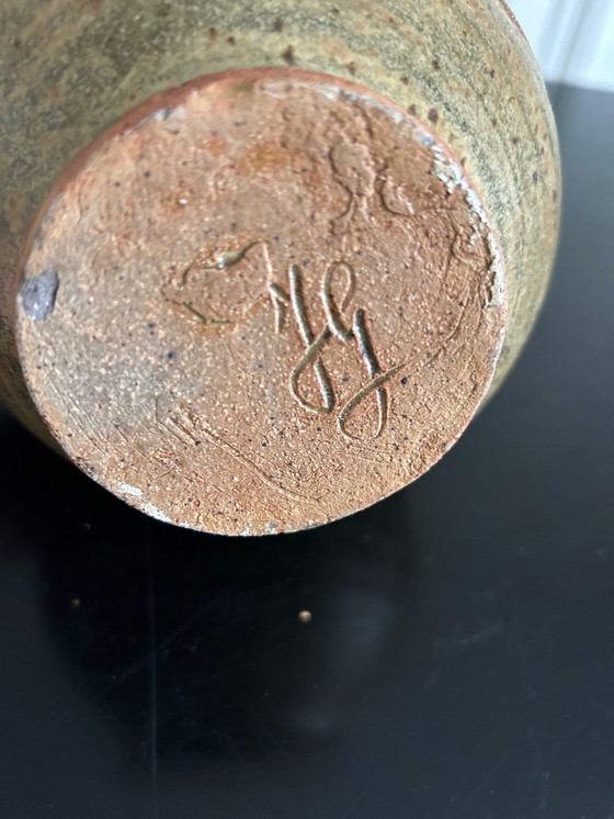 Image 1 of Aardewerk Kruik Gesigneerd Jg