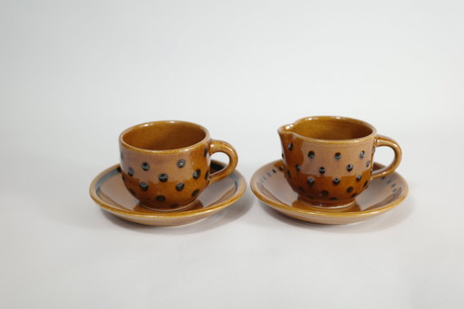 Keramische Koffiekop & Creamer Set Met Schotels | Geglazuurd Polka Dot Steengoed | Vintage Mid Century Modern