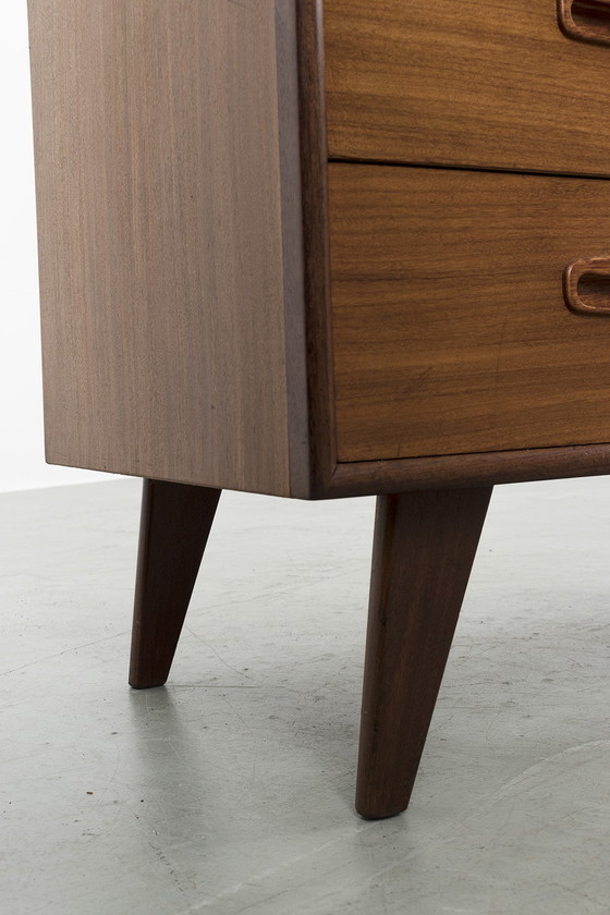 Image 1 of Mid Century teak ladekastje