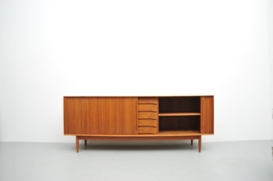 Image 1 of Dyrlund dressoir in teak 1960