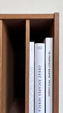 Vintage Boekenkast Eiken Grijze Achterwand 