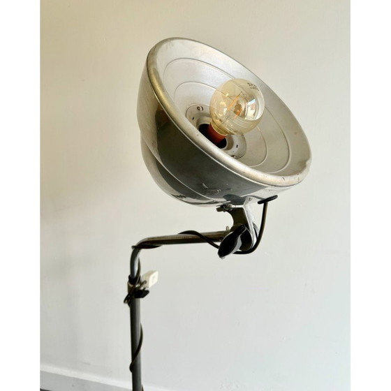 Image 1 of Vintage uitschuifbare medische vloerlamp op wielen, 1930