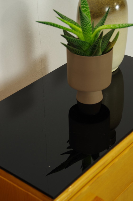 Image 1 of 2x Vintage Mezulanek nachtkastje